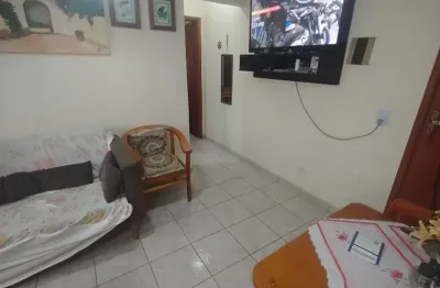 Lindo apartamento na ocian a 200 metros da praia 1 dormitório