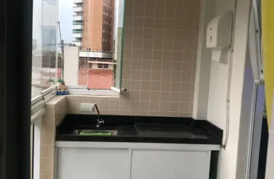 Lindo apartamento na guilhermina de 2 dormitórios com sacada