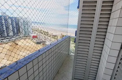 Frente-mar dos sonhos — mobiliado, 2 dorms, 2 vagas e vista lateral mar!