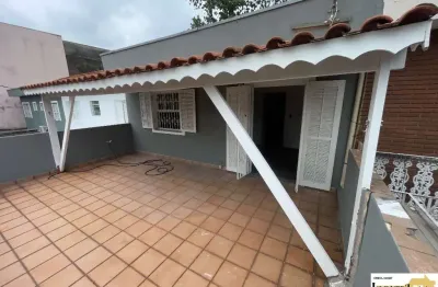 Casa sobreposta com 1 quarto, sala, cozinha, banheiro para alugar em itaquera - são paulo/sp.
