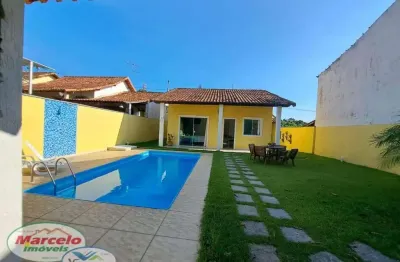 EXCELENTE IMÓVEL COM TRES QUARTOS PRÓXIMO AO CENTRO DE MARICà.