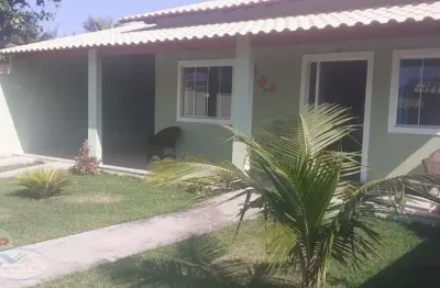 Excelente imóvel com 4 quartos em ótima localização, na praia!