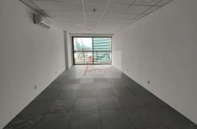 Sala comercial para alugar na Rua Alexandre Gusmão, 11, Valongo, Santos