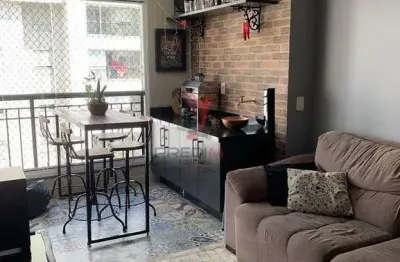Vendemos no morumbi apartamento de 2 quartos, 2 vagas de garagem, 70 m2