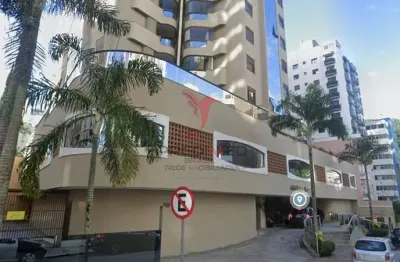 Apartamento a venda com 3 quartos sendo 02 suítes, 01escritório, 04 vagas de garagem