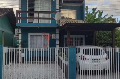 Casa com 3 quartos à venda no Armação, Penha 