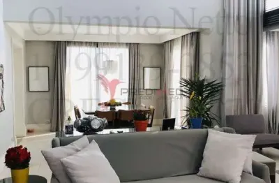 Linda cobertura em moema, andar alto com 272 mts2 , 3 suites e 4 vagas de garagem