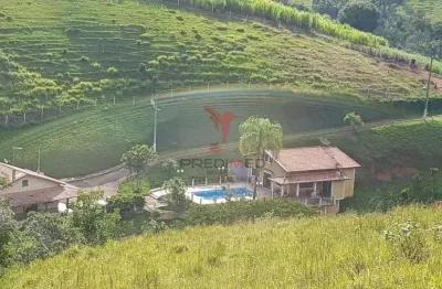 Sitio com bastante água, represa, lago, piscina .bairro rio do peixe,  guaratinguetá