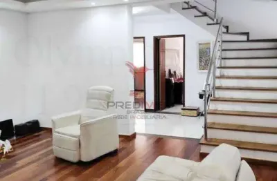 Sobrado reformadocom 3 quartos,2 vagas e quiosque com churrasqueira.bairro jardim da saúde