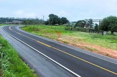 Vendo sítio com 8,47 alqueires no asfalto, piracicaba - sp