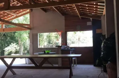 Chácara com 4000 mts2, á venda, estuda permuta,no bairro bom jardim em guaratinguetá