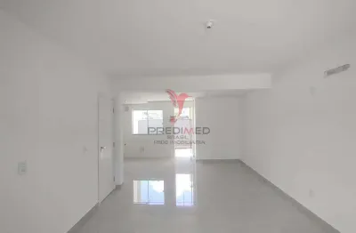 Sobrado geminado com três quartos no bairro três rios do sul, jaguará do sul