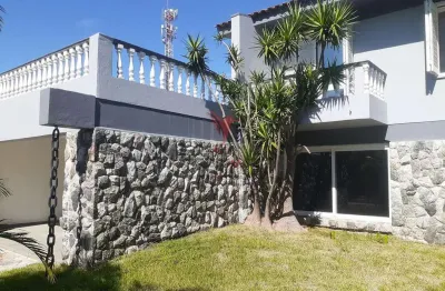 Casa alto padrão no recanto de portugal, impecavel, amplo pátio com acesso para carro
