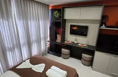 Lindo flat porteira fechada na orla do bessa todo decorado . joão pessoa. pronto a usar !!