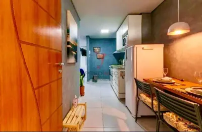 Flat studio moderno, mobiliado, excelente localização e pronto para rentabilizar