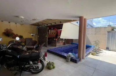 Casa à venda com 4 quartos, 1 suites, 3 vagas, no bessa – apenas 400m da praia!