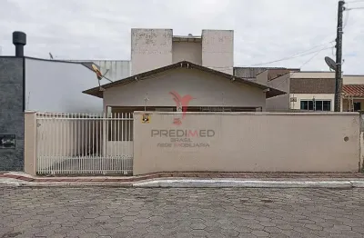 Casa à venda na Rua Arquiteto Luiz Augusto Trojan, 175, Santa Regina, Itajaí