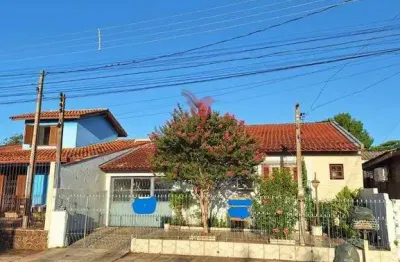 Belo imóvel, longe de enchentes e com tudo necessário perto de você, vem ser feliz!!!