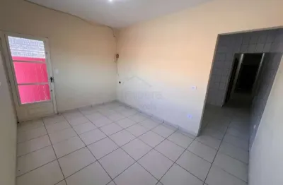 Sobrado com 3 dormitórios para alugar, 70 m² por R$ 1.705/mês - Campos de São José - São José dos Campos/SP