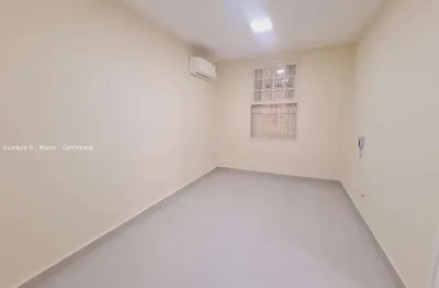 Sala comercial para alugar na Avenida Marechal Deodoro, 104, Gonzaga, Santos
