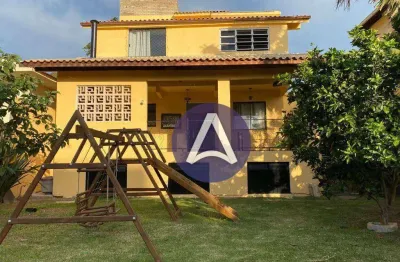 Casa com 6 dormitórios à venda, 228 m² por R$ 2.500.000,00 - Campeche - Florianópolis/SC