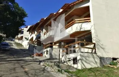 Casa em condomínio fechado com 3 quartos à venda na rua alcebíades antônio dos santos, 635, nonoai, porto alegre por r$ 636.000