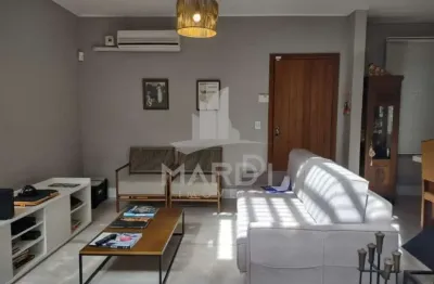 Casa com 4 quartos à venda na rua vital brasil, 160, jardim itu sabará, porto alegre por r$ 912.000