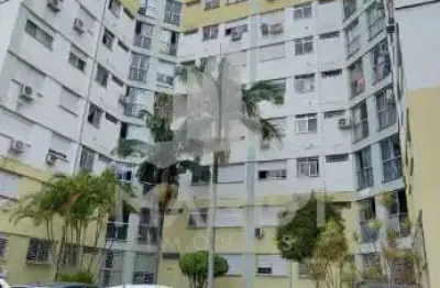 Apartamento com 2 quartos para alugar na rua coronel massot, 520, cristal, porto alegre por r$ 1.600