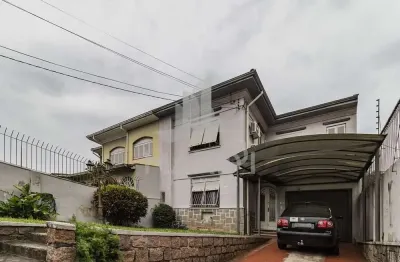 Casa com 3 quartos à venda na rua veador porto, 251, santana, porto alegre por r$ 849.900