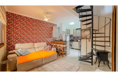 Casa em condomínio fechado com 2 quartos à venda na avenida outeiro, 83, partenon, porto alegre por r$ 335.000