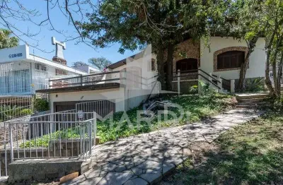Casa comercial para alugar na avenida wenceslau escobar, 1329, tristeza, porto alegre por r$ 10.000