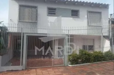 Casa com 3 quartos para alugar na travessa luiz tamanini, 51, teresópolis, porto alegre por r$ 4.990