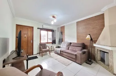 Casa com 3 quartos para alugar na rua zuzu angel, 248, hípica, porto alegre por r$ 2.990
