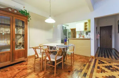 Apartamento com 2 quartos à venda na rua sarmento leite, 288, centro histórico, porto alegre por r$ 363.000