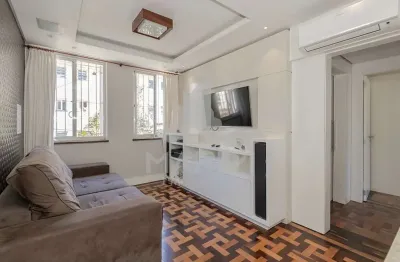 Apartamento com 2 quartos à venda na rua tuparaí, 248, rio branco, porto alegre por r$ 435.000