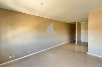 Apartamento com 2 quartos para alugar na avenida edgar pires de castro, 2070, hípica, porto alegre por r$ 2.000