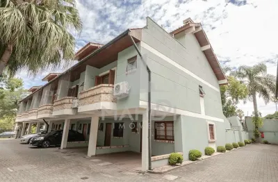 Casa em condomínio fechado com 3 quartos à venda na Pio Angelo, 15, Ipanema, Porto Alegre por R$ 560.000