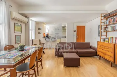 Apartamento com 3 quartos à venda na Rua Santo Antônio, 876, Bom Fim, Porto Alegre por R$ 435.000