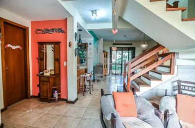 Casa em condomínio fechado com 2 quartos à venda na Rua Ponciano Pacheco da Silveira, 172, Serraria, Porto Alegre por R$ 440.000