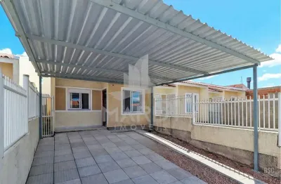 Casa com 2 quartos à venda na Rua Sete Mil e Quatorze, 57, Restinga, Porto Alegre por R$ 290.000