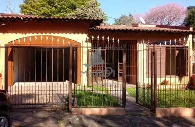 Casa com 3 quartos à venda na rua cachoeira, 531, nonoai, porto alegre por r$ 380.000