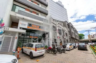 Apartamento com 1 quarto para alugar na rua sarmento leite, 639, cidade baixa, porto alegre por r$ 2.200
