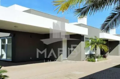 Casa em condomínio fechado com 3 quartos à venda na rua jacundá, 183, guarujá, porto alegre por r$ 885.000