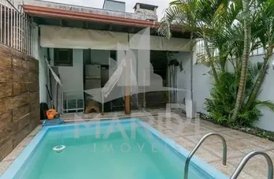 Casa com 3 quartos à venda na rua therezinha rocha da silva, 43, hípica, porto alegre por r$ 460.000