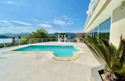 Casa alto padrão com vista panorâmica para o mar – agronômica, florianópolis/sc