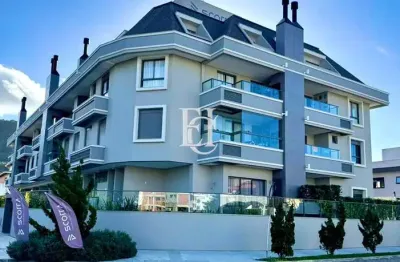 Conforto e praticidade a poucos metros do mar: apartamento duplex nas gaivotas