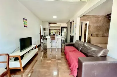 Apartamento duplex mobiliado à venda na lagoa da conceição – condomínio fechado com acesso à lagoa e estrutura de resort