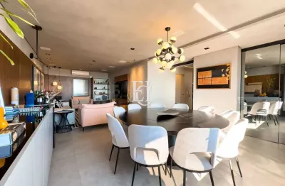 Apartamento de luxo com vista mar, elegante, tecnológico e localização privilegiada no coração de florianópolis
