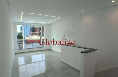 Sobreposta Alta com 2 dormitórios, Totalmente Nova à venda no Jardim Castelo em Santos por R$450.000,00.