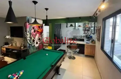 Casa a venda com 3 dormitórios 1 suíte, 2 vagas churrasqueira e piscina por R$ 1.390.000 no bairro da Ponta da Praia.